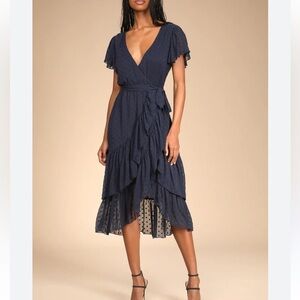 Lulu's Blue Midi Dress with Elegant Design